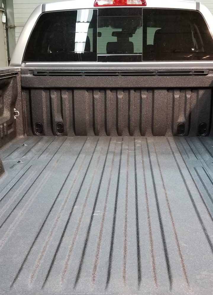Revêtement protecteur boîte de camion Tundra